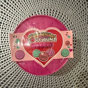 Incredible Novelties VAL Squishi Love Bunz Dumpling-NWT